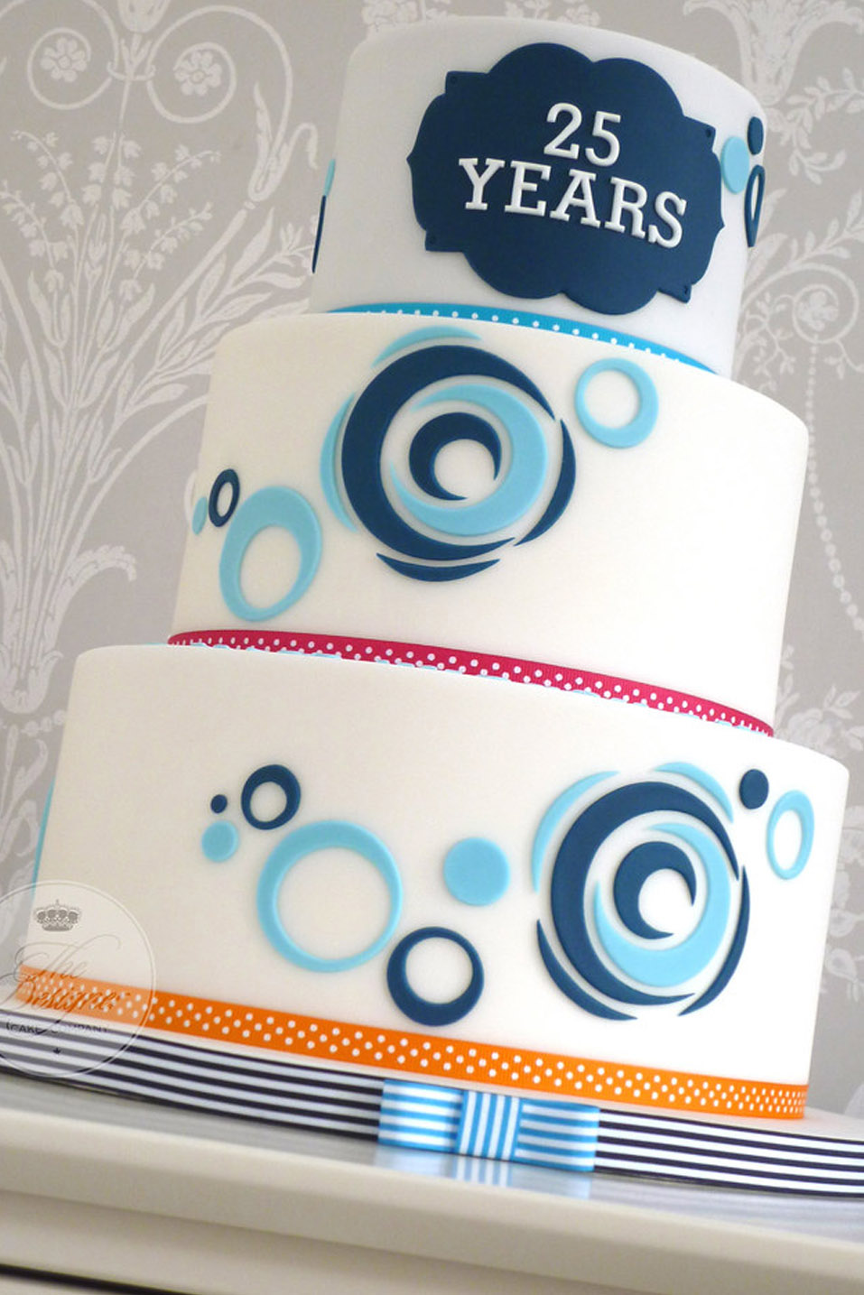 corporate-events-cake